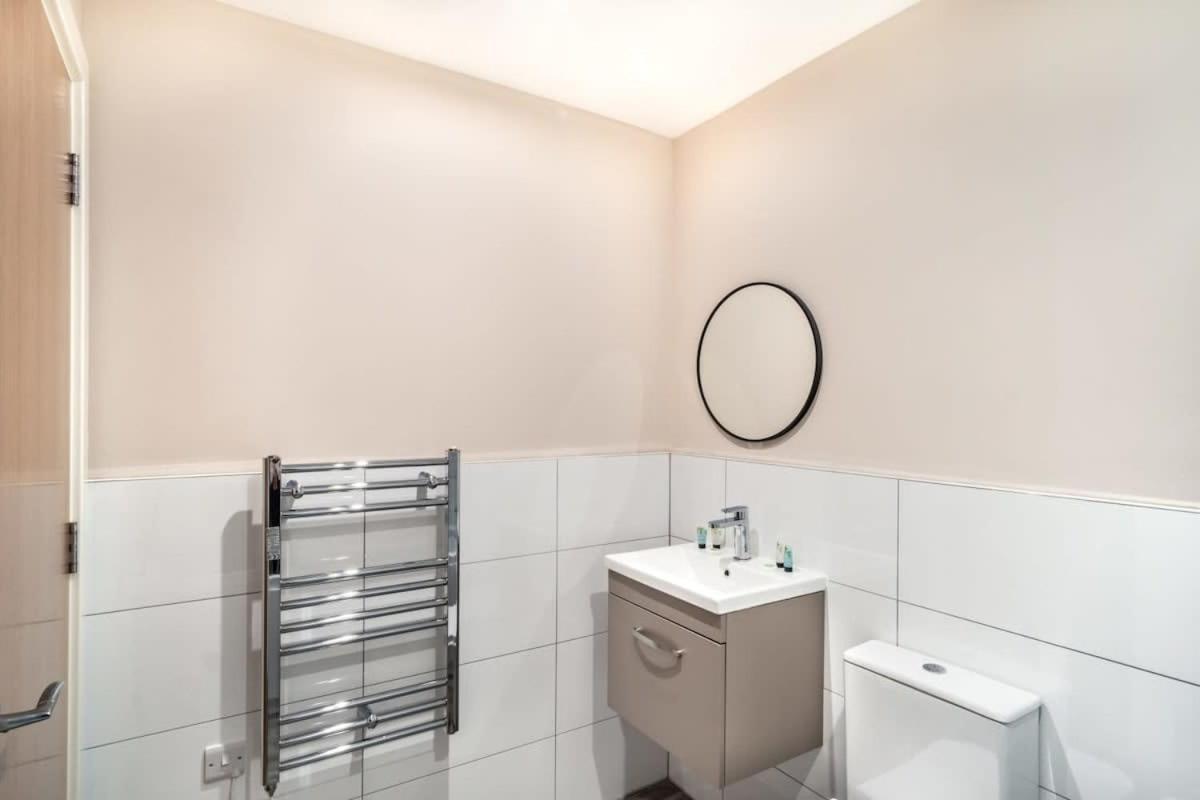 Modern & Stylish 2 Bed Apartment In マンチェスター エクステリア 写真